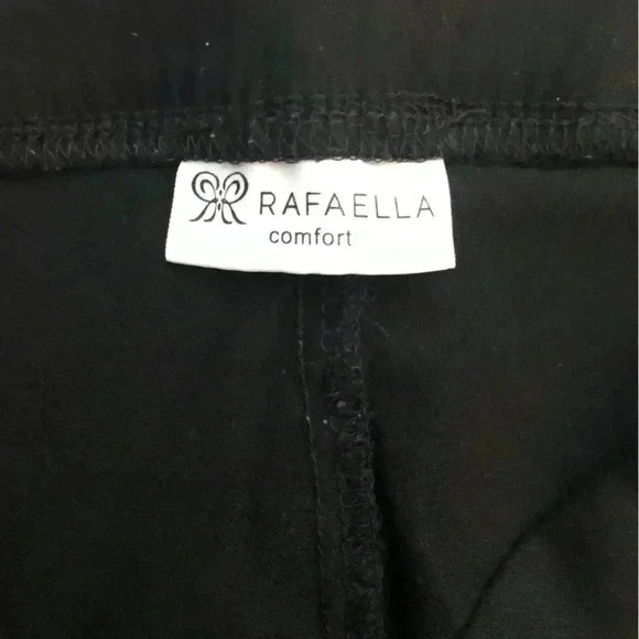 Rafaella Womens 14 Comfort Black Capris Silver Buttons on Sides Viscose Blend - Picture 4 of 4